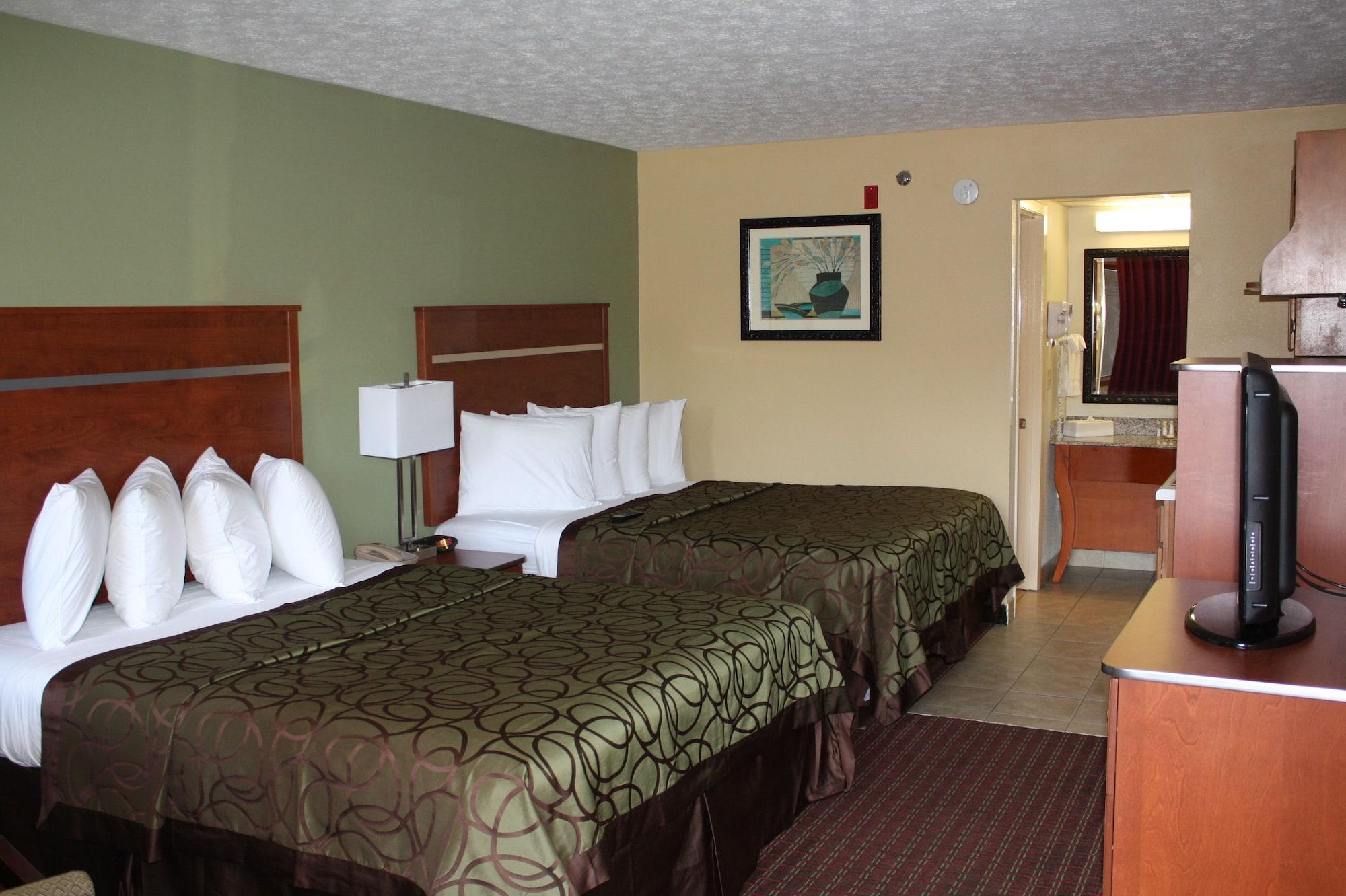 Baymont By Wyndham Pigeon Forge Near Island Drive Hotel Room photo